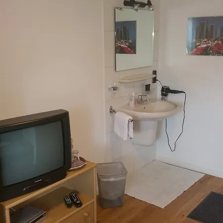 Konukevi Willi's Gastezimmer / Ferienwohnung Kottenborn
