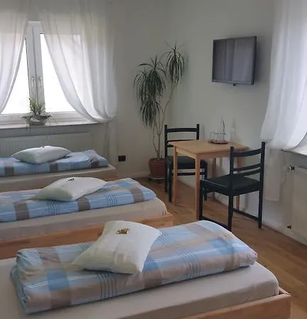 Willi's Gastezimmer / Ferienwohnung 3* Kottenborn