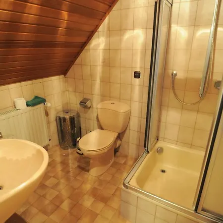 Willi's Gastezimmer / Ferienwohnung 3* Kottenborn