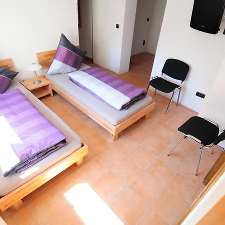 Willi's Gastezimmer / Ferienwohnung 3* Kottenborn
