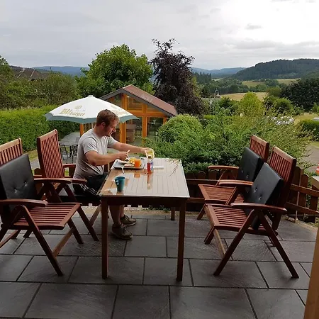 Konukevi Willi's Gastezimmer / Ferienwohnung Kottenborn