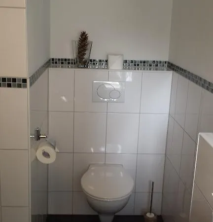Willi's Gastezimmer / Ferienwohnung Gæstehus Kottenborn